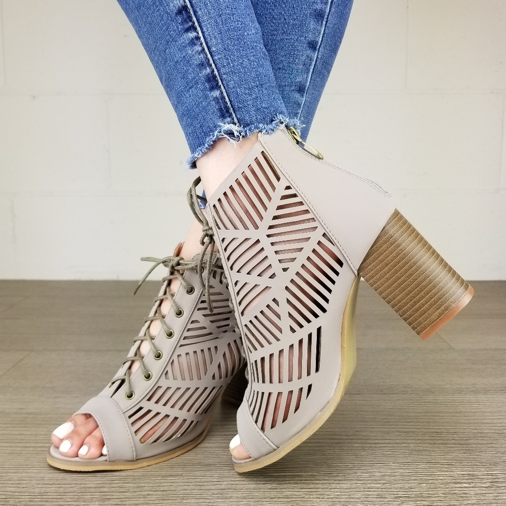 Open Toe Laced Up Spring Cut Out Ankle Booties - Z - Picture 6 of 8